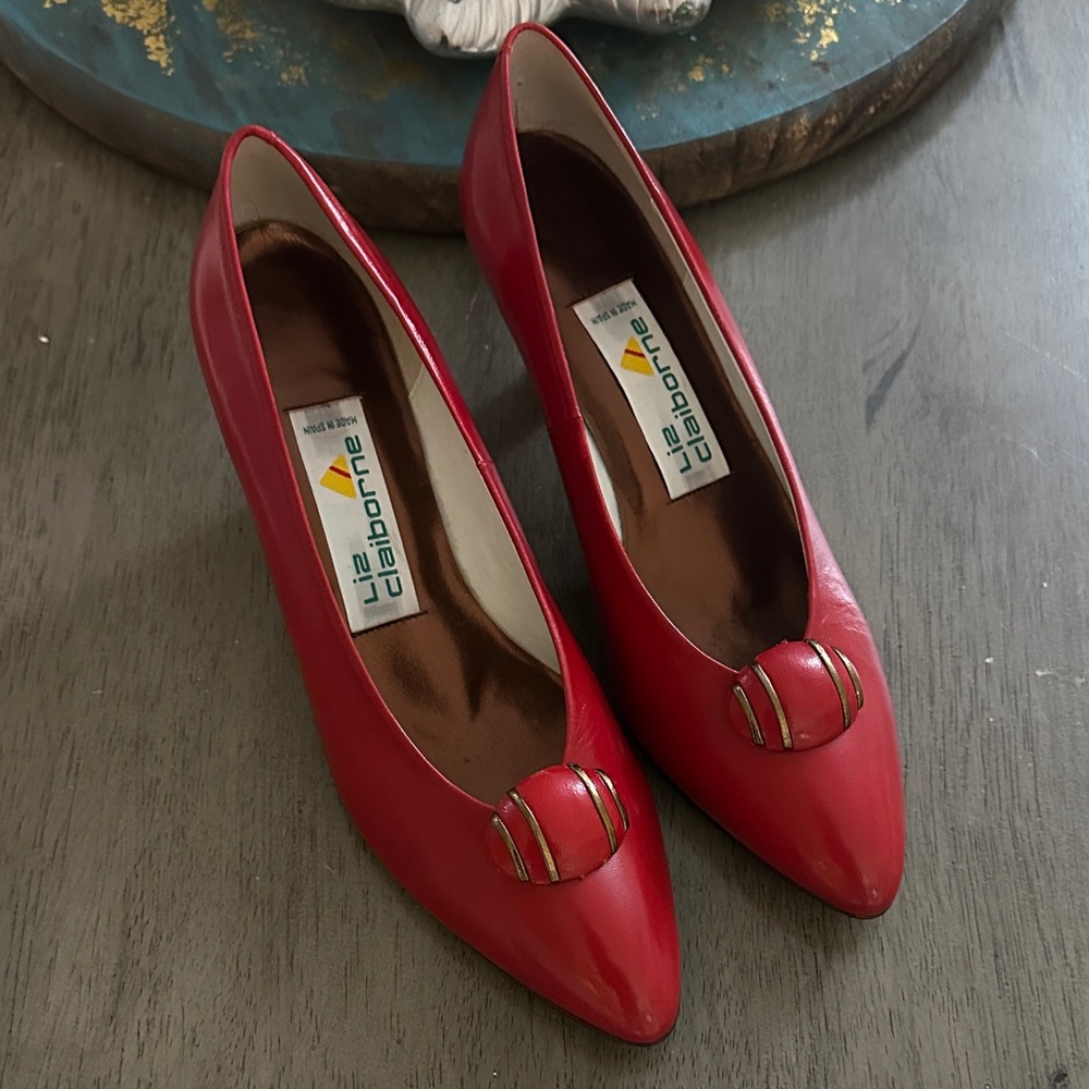 Liz Claiborne  VINTAGE Red Heels with Gold Accent